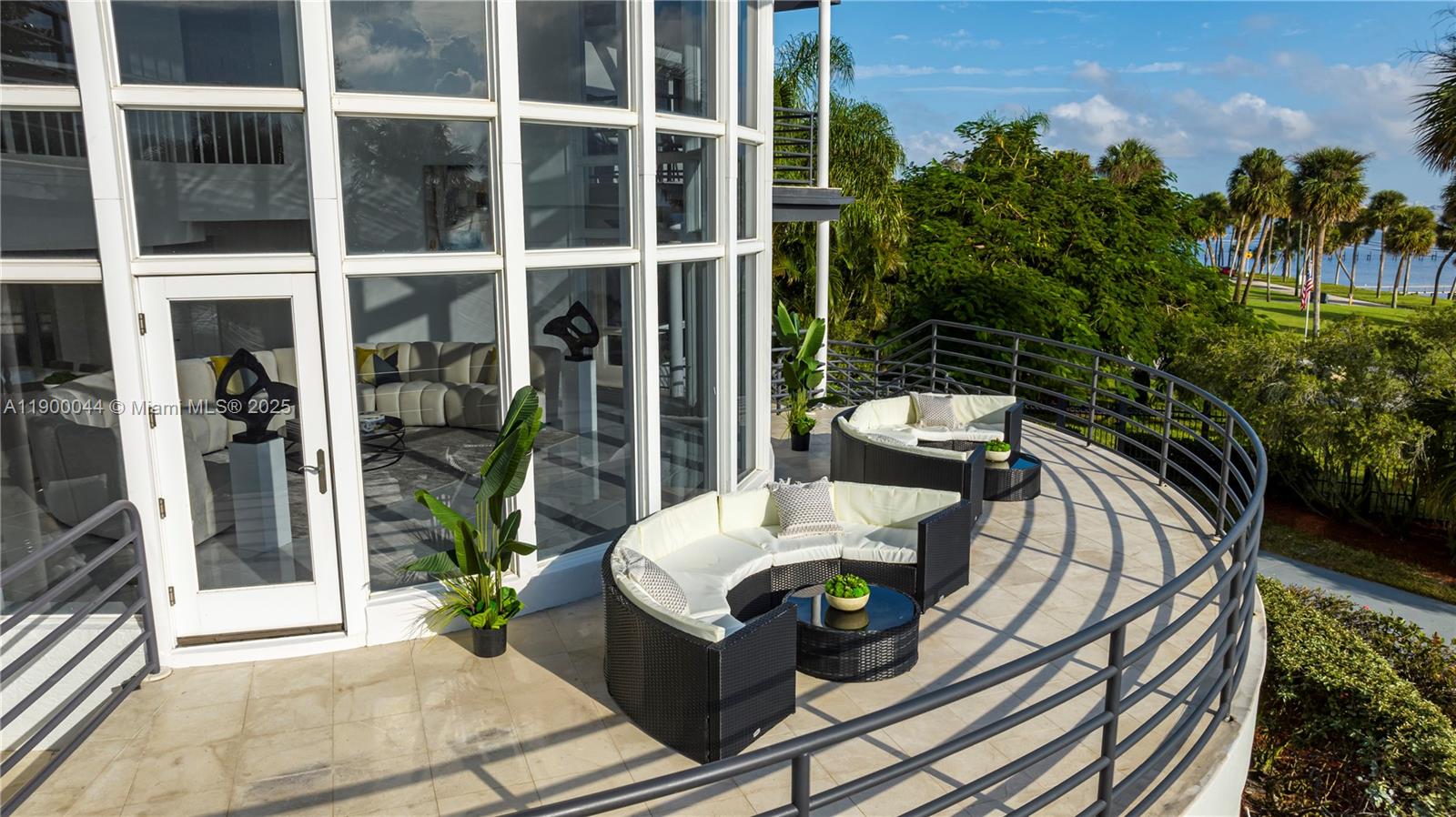 METES AND BOUNDS - Residential