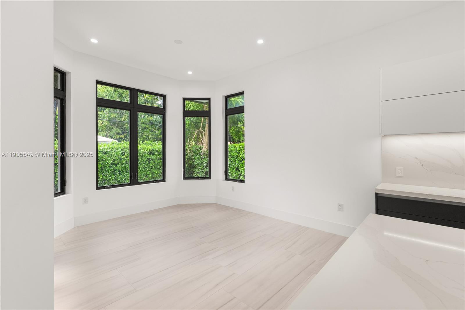 CORAL GABLES COUNTRY CLUB - Residential