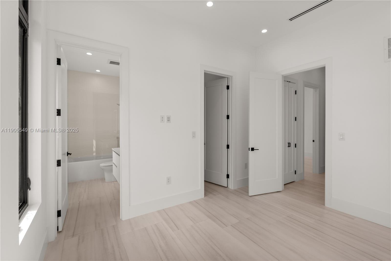 CORAL GABLES COUNTRY CLUB - Residential