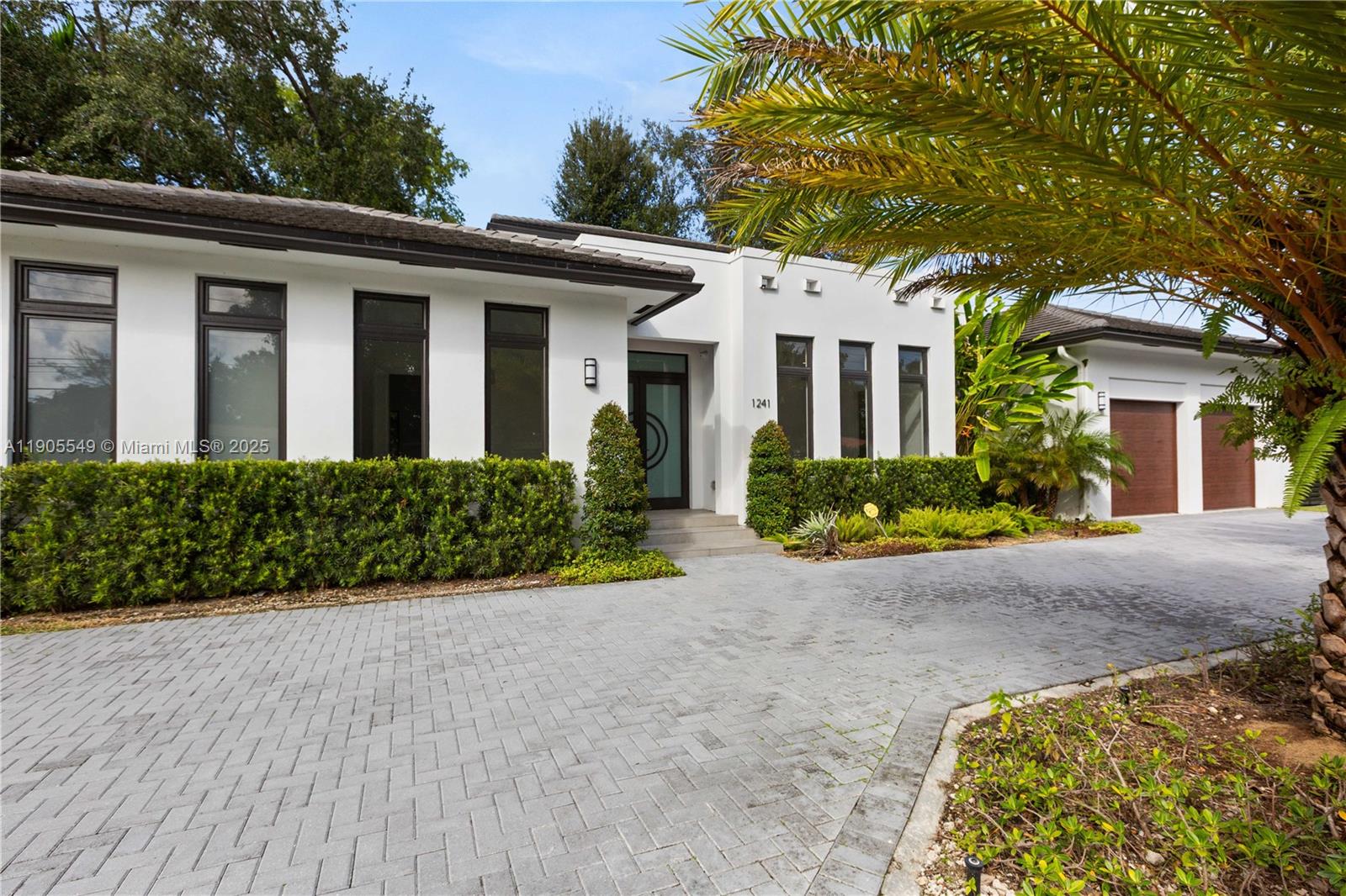 CORAL GABLES COUNTRY CLUB - Residential