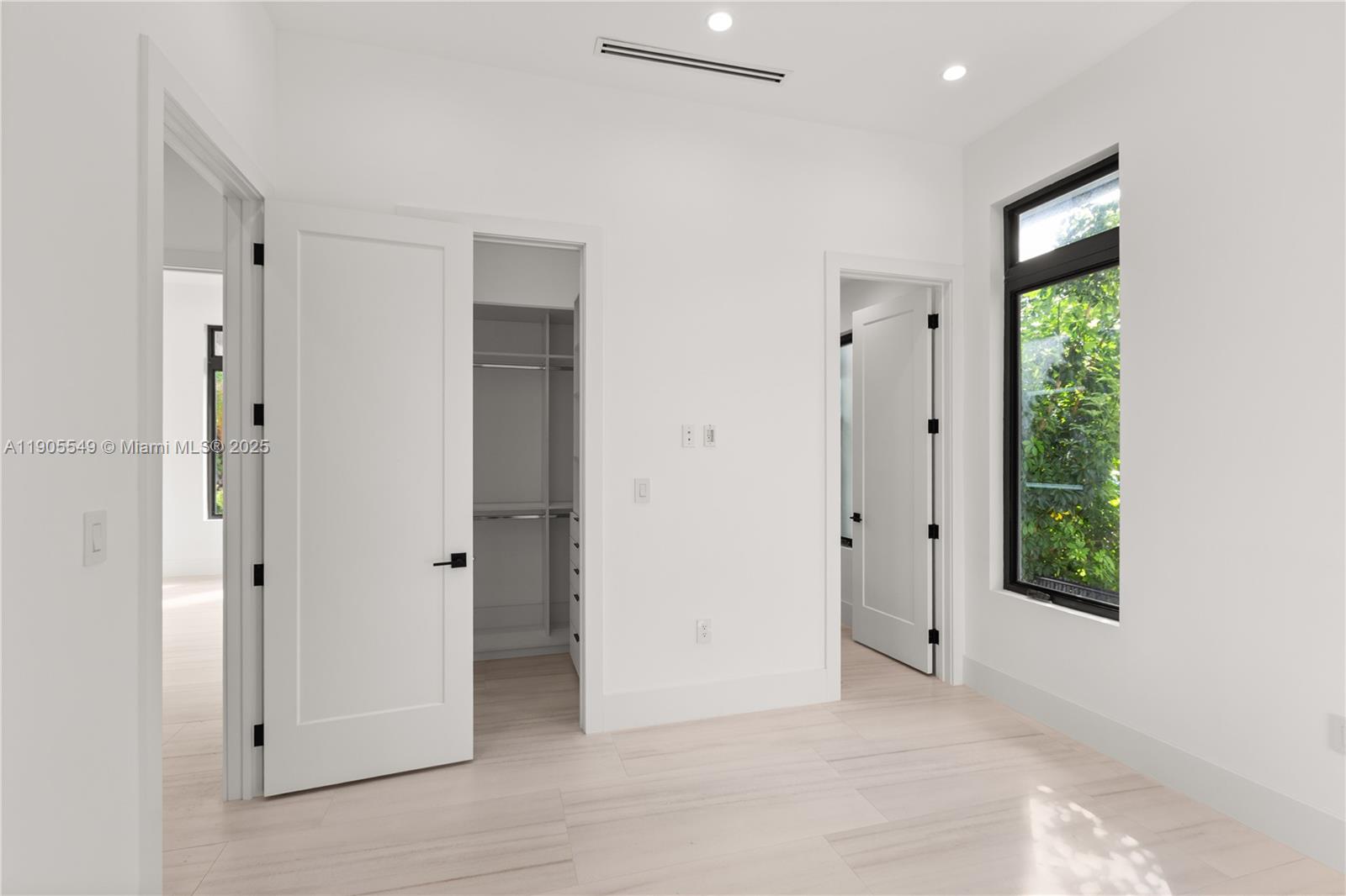 CORAL GABLES COUNTRY CLUB - Residential