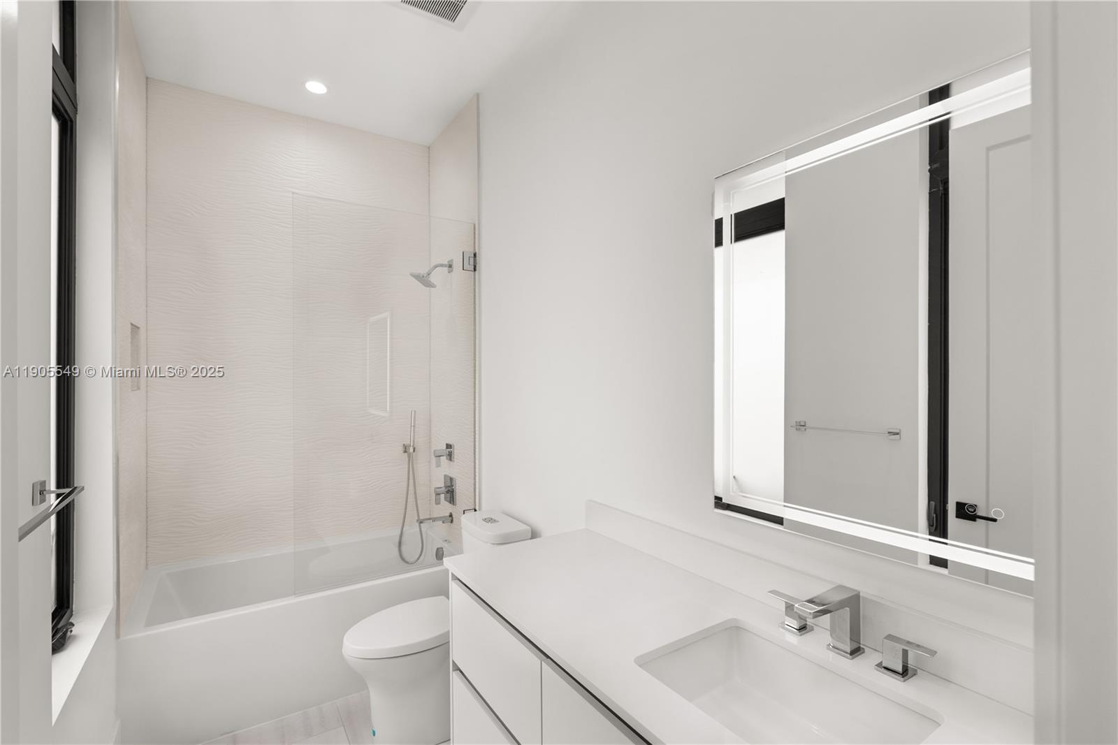 CORAL GABLES COUNTRY CLUB - Residential