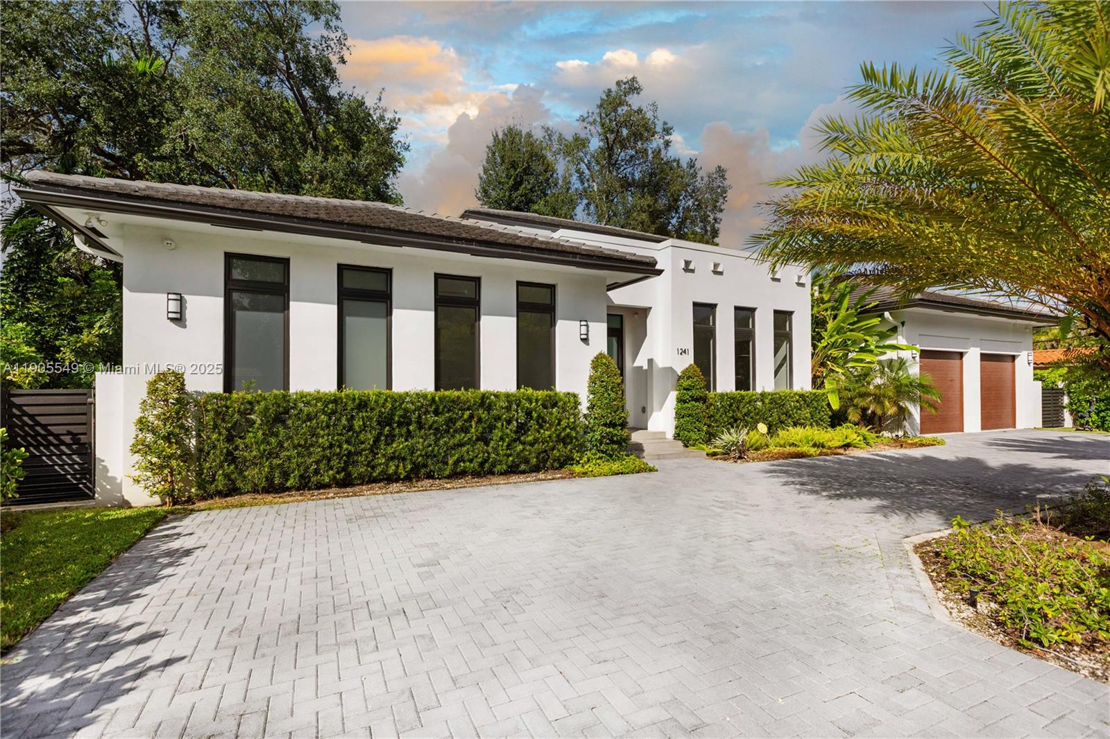 CORAL GABLES COUNTRY CLUB - Residential
