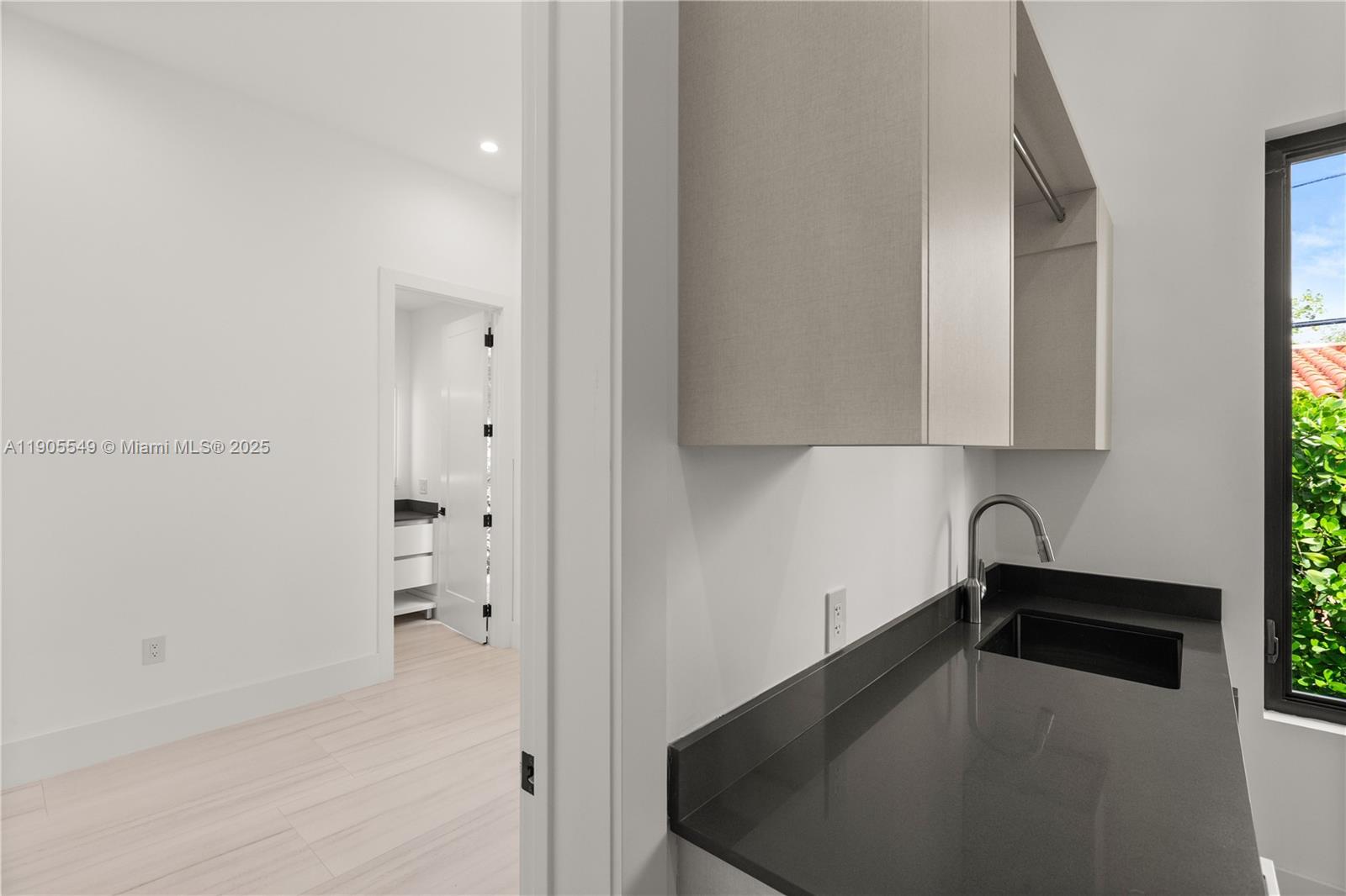 CORAL GABLES COUNTRY CLUB - Residential