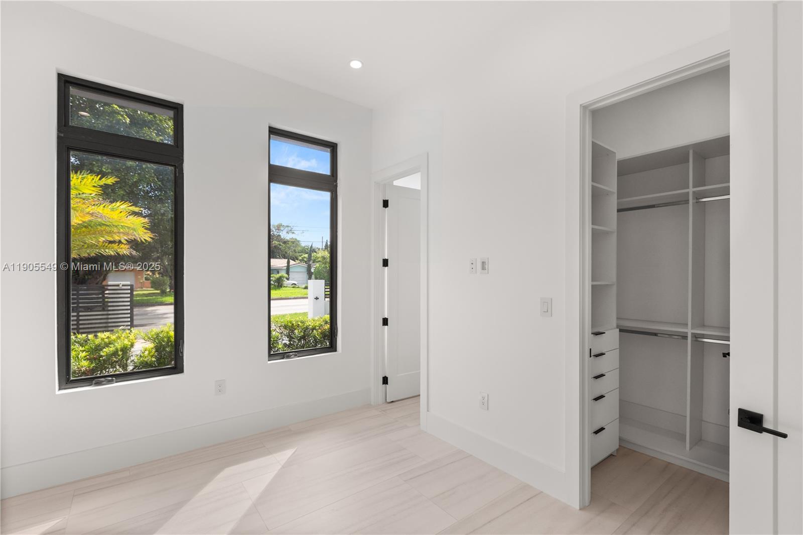 CORAL GABLES COUNTRY CLUB - Residential