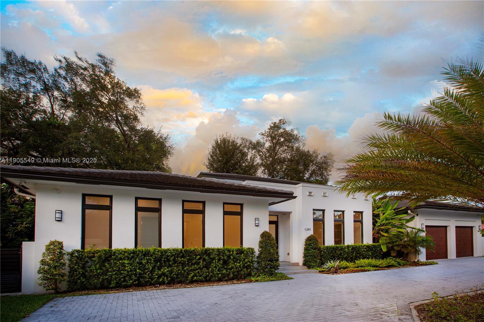 CORAL GABLES COUNTRY CLUB - Residential