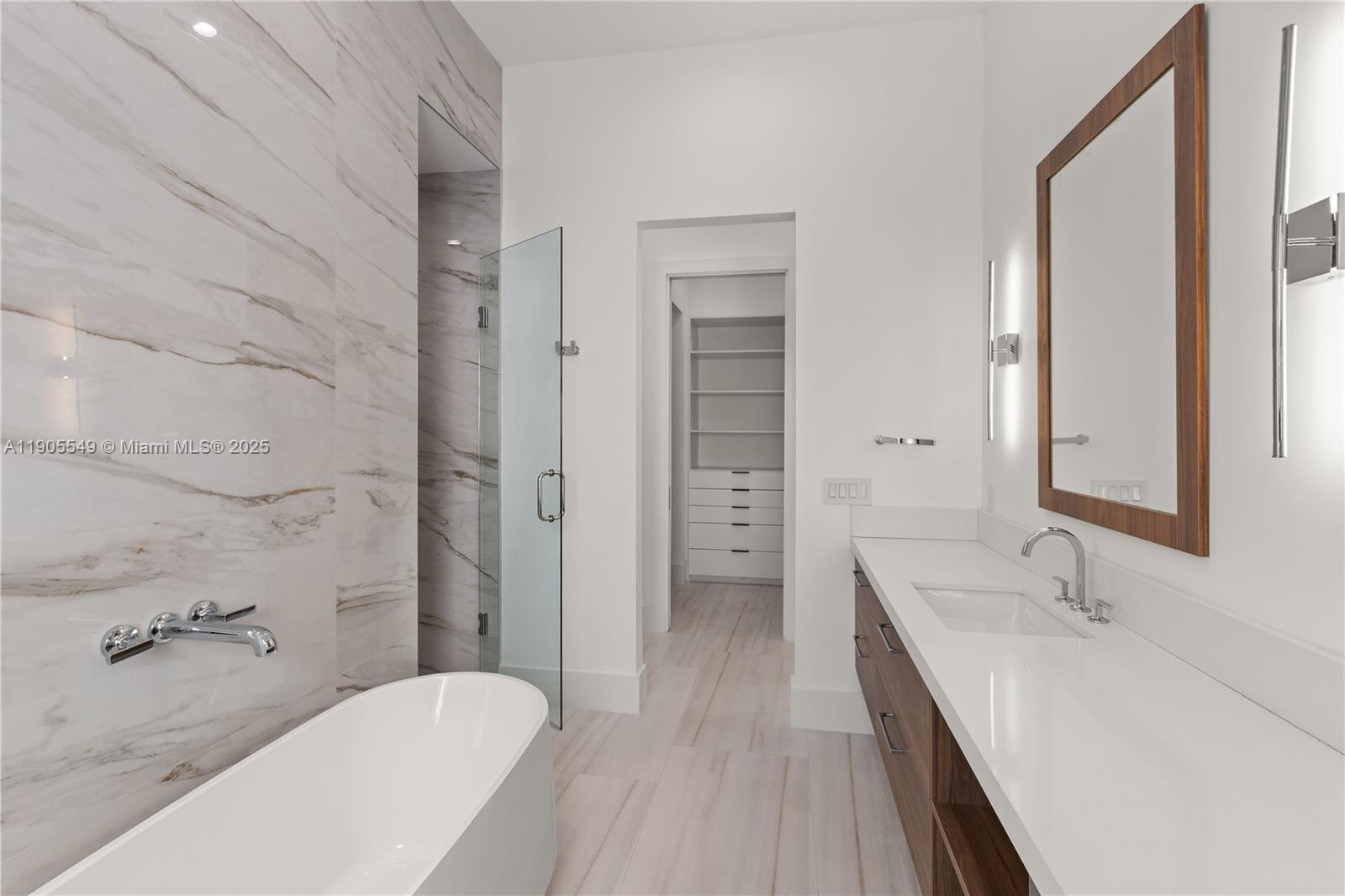 CORAL GABLES COUNTRY CLUB - Residential