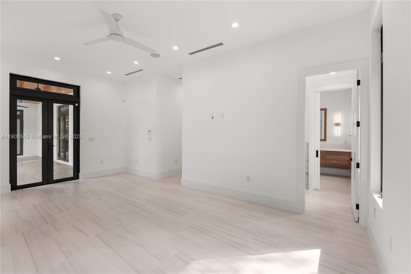 CORAL GABLES COUNTRY CLUB - Residential