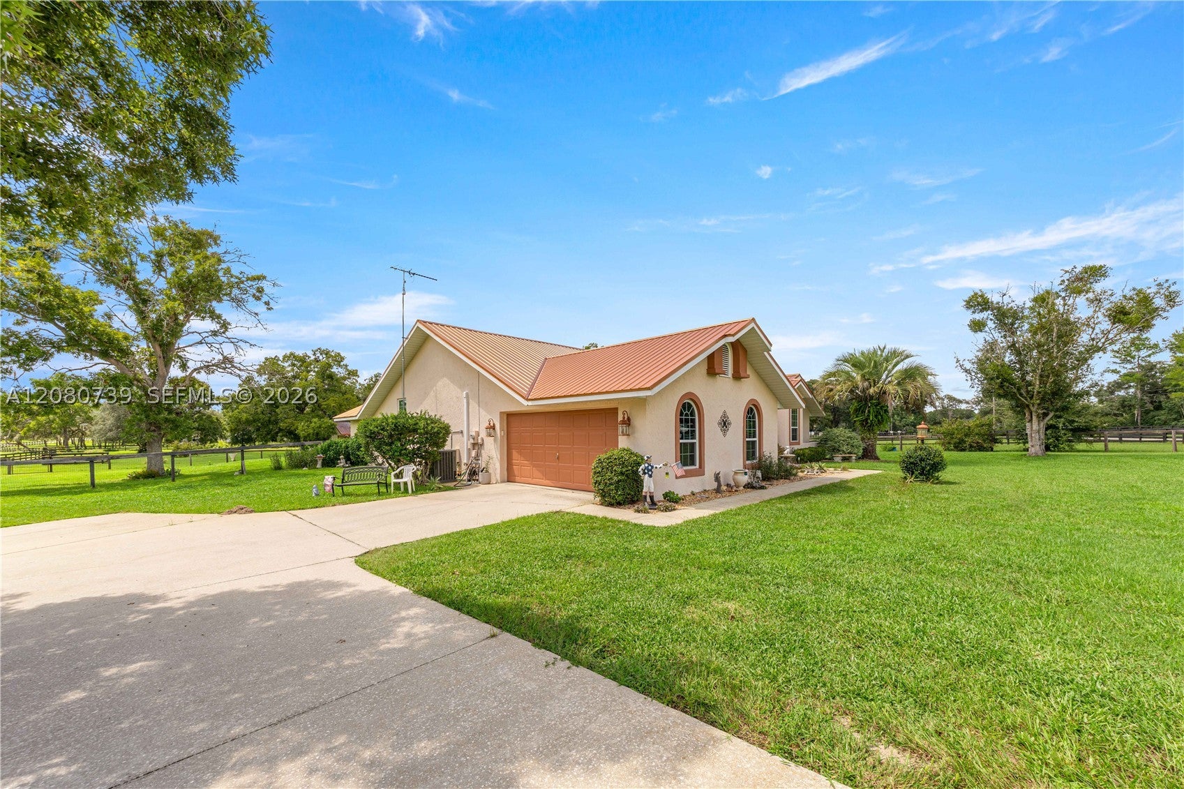 8400 SW 52ND CT