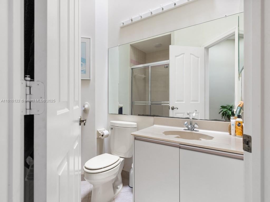 CORALSTONE CONDO - Residential