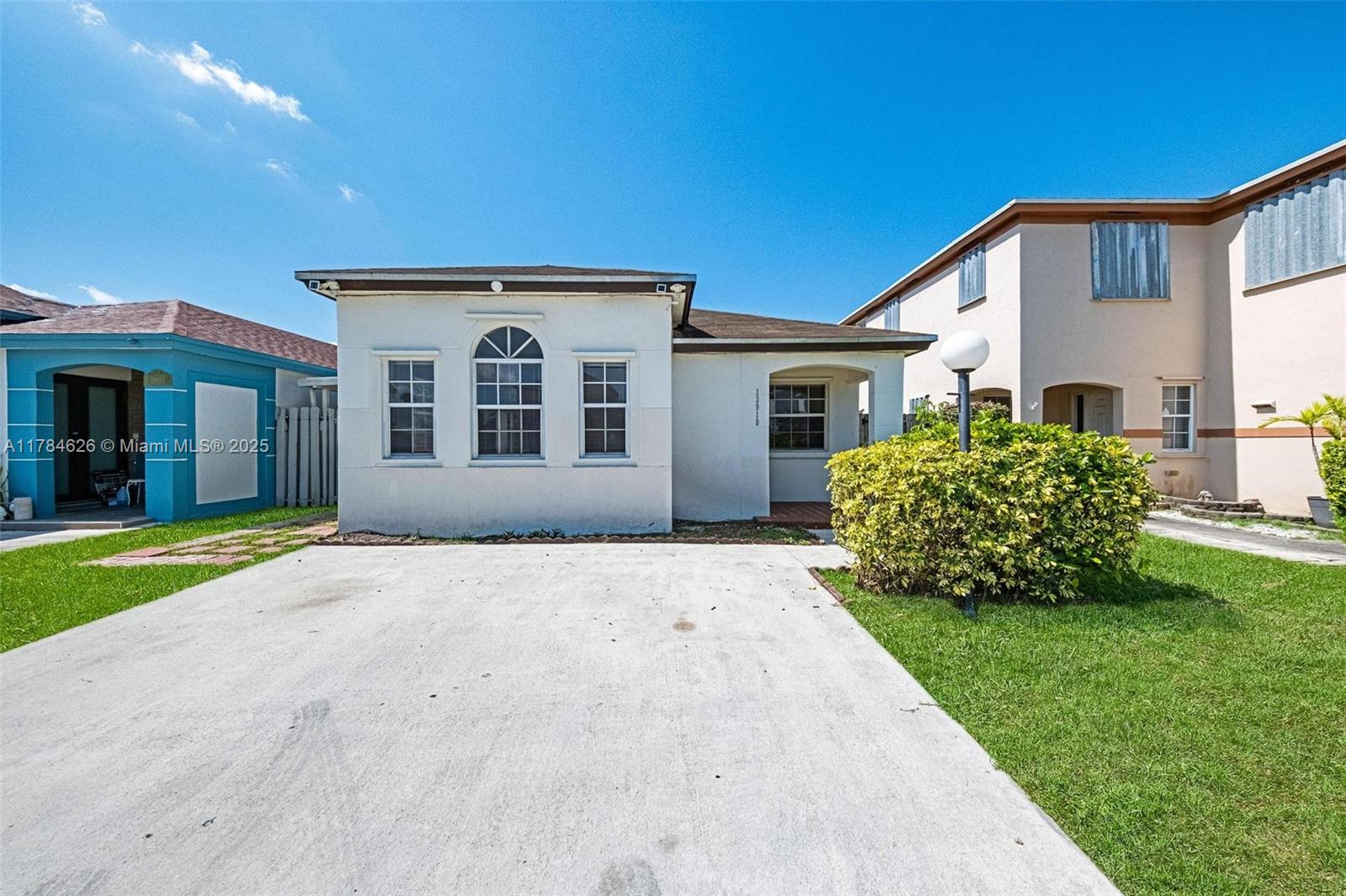 13910 Sw 160th Ter, Miami, Broward County, Florida - 3 Bedrooms  
2 Bathrooms - 