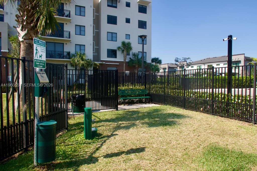 AMERICAN EXPRESS TRACT - Residential