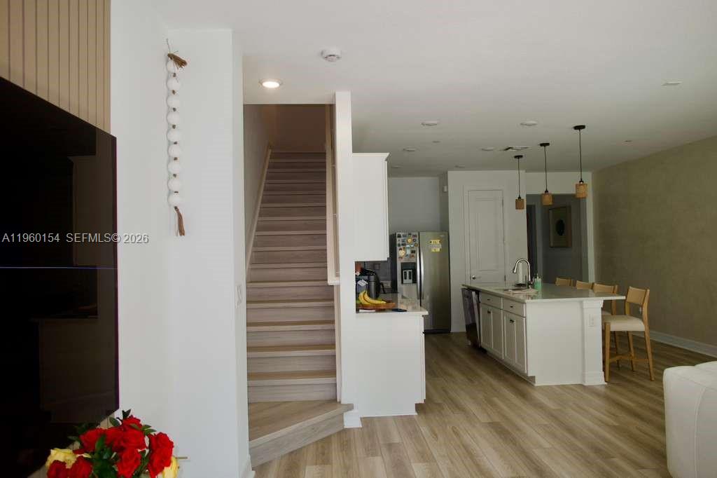 AMERICAN EXPRESS TRACT - Residential