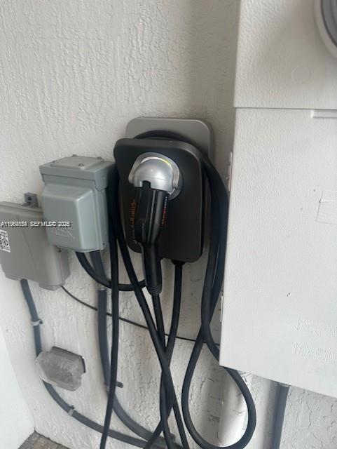 AMERICAN EXPRESS TRACT - Residential