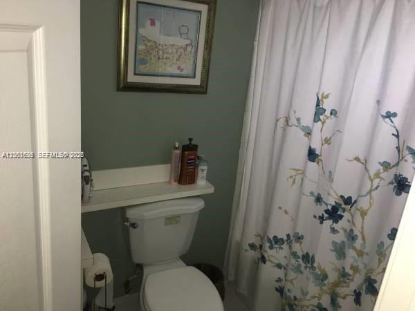 SPANISH LAKES 2ND ADDN - Residential Lease