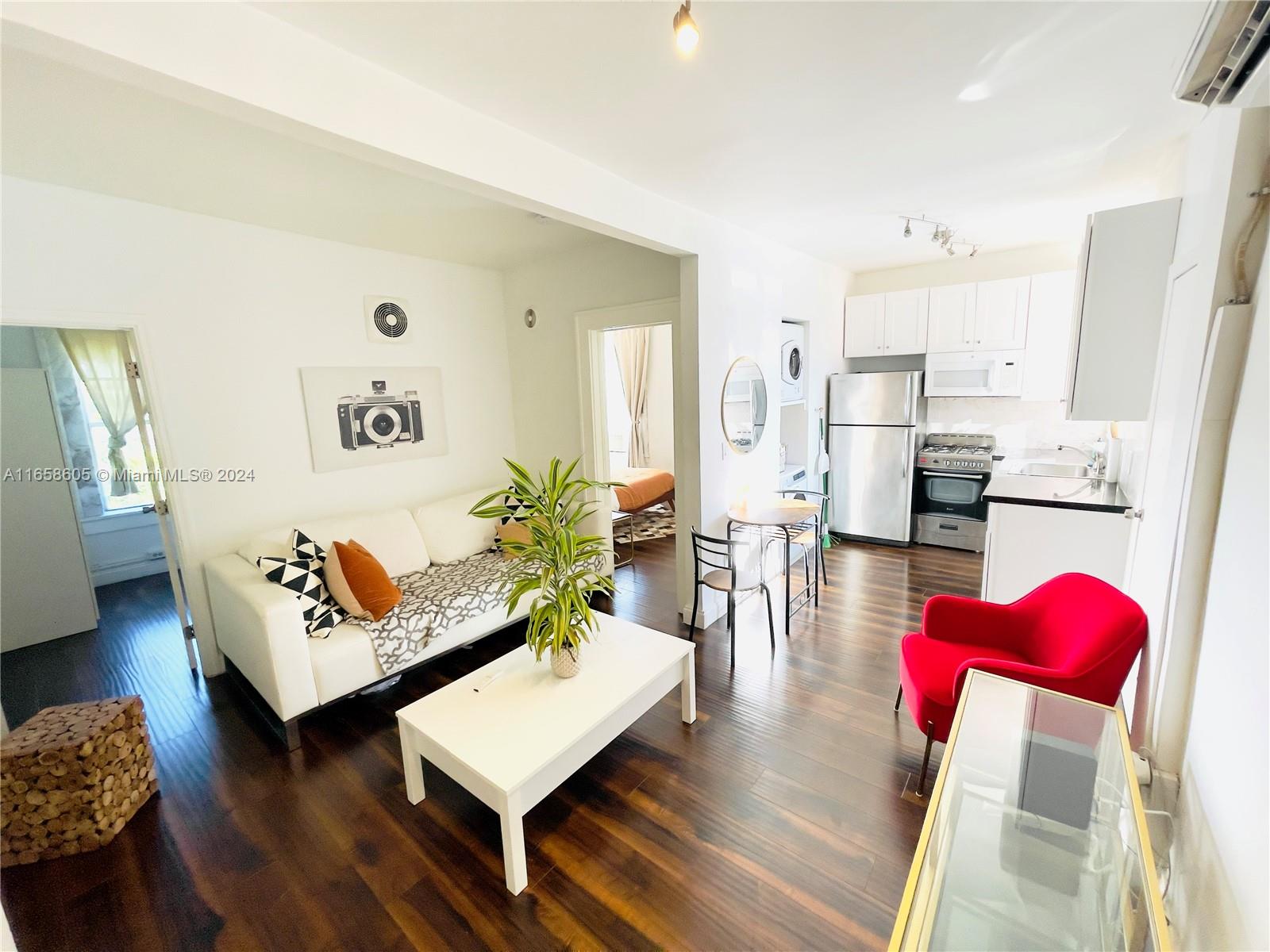 SEVILLA CONDO - Residential