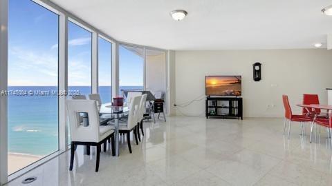 LA PERLA CONDO - Residential