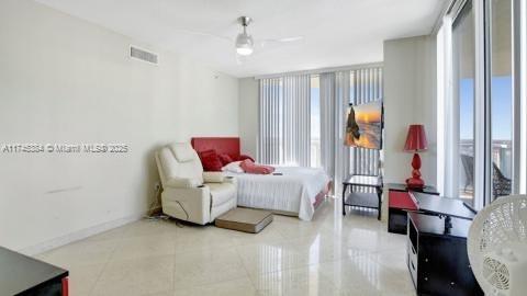 LA PERLA CONDO - Residential