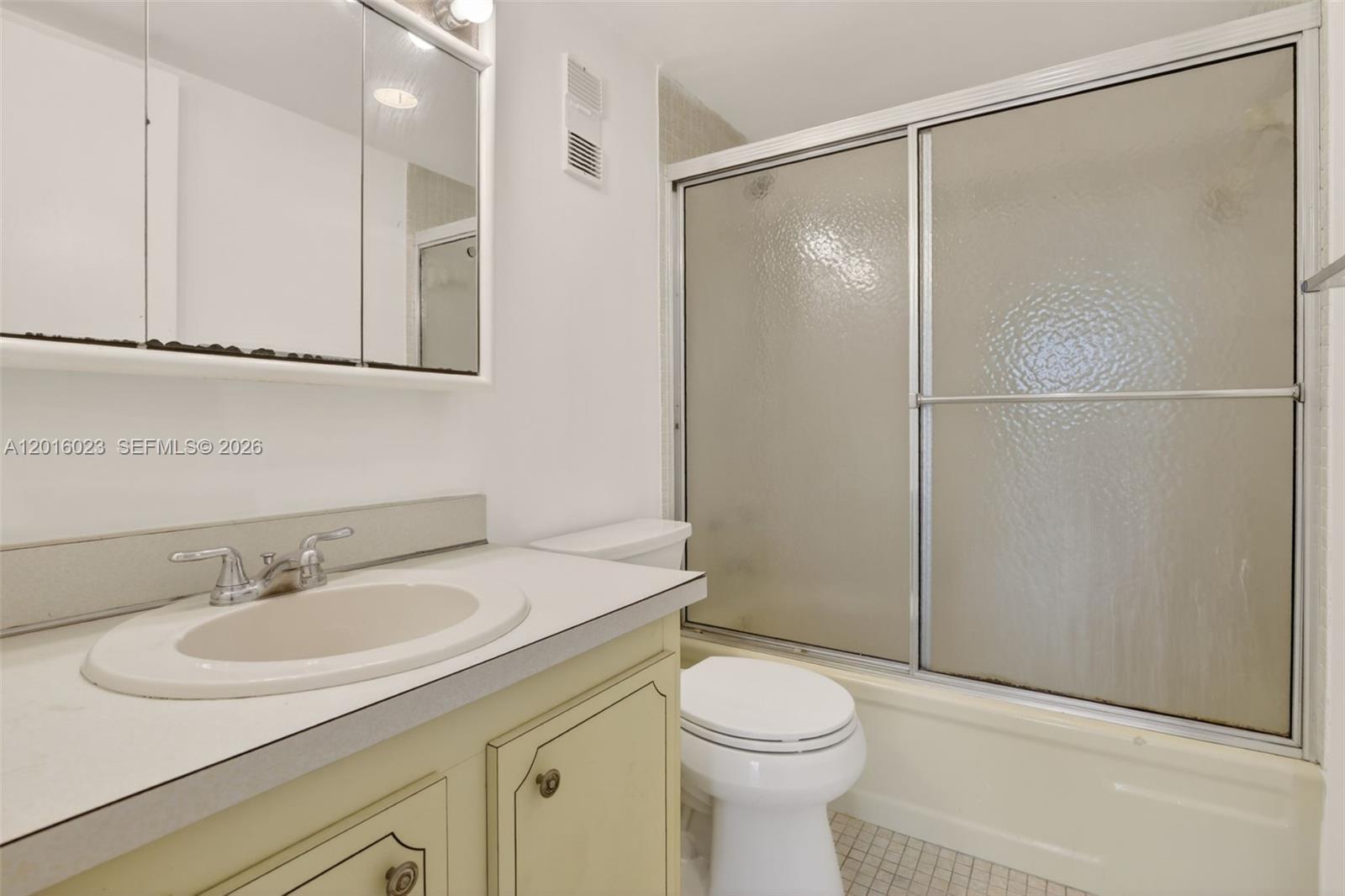 WATERGATE CONDOMINIUM NO - Residential
