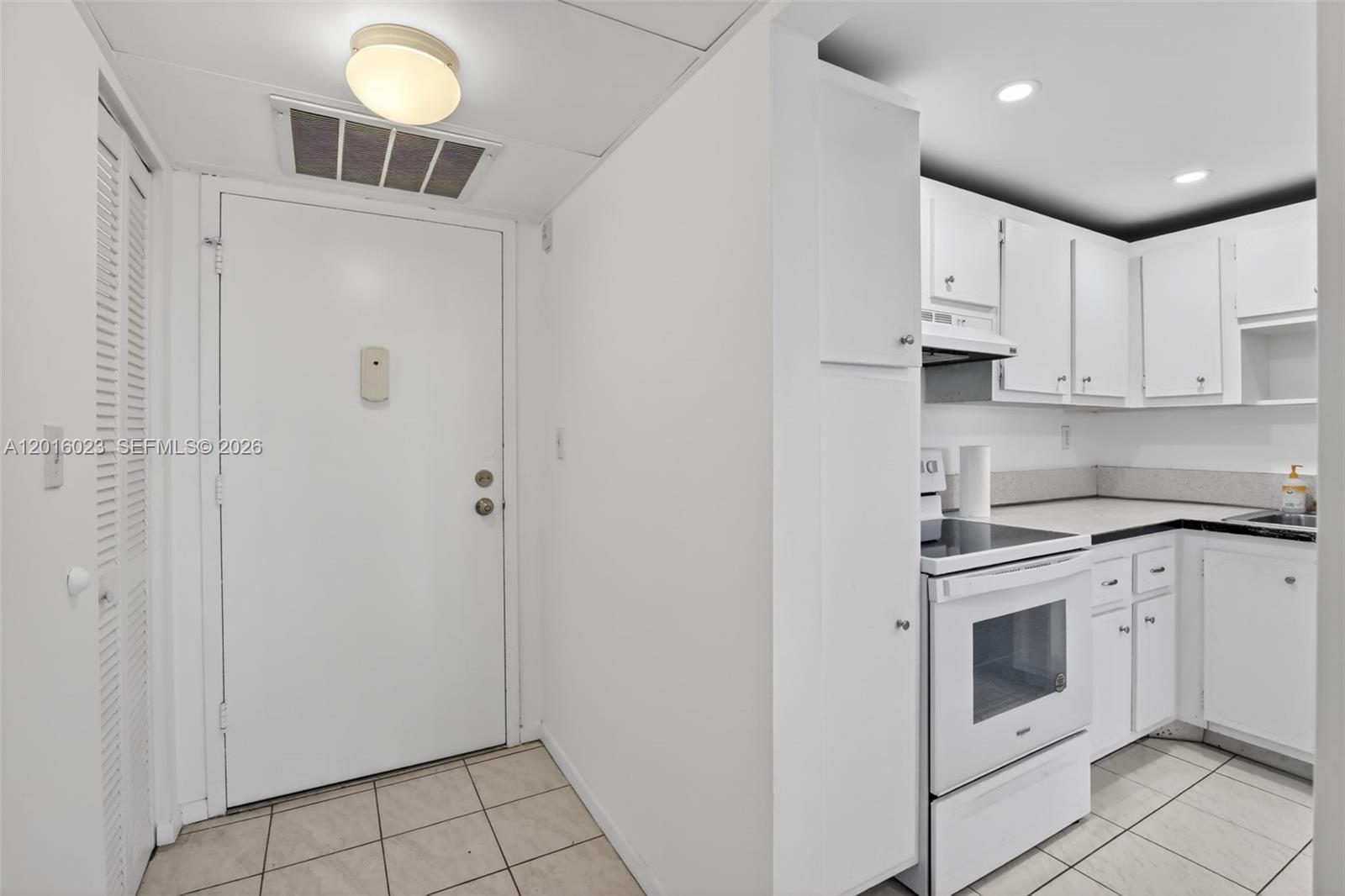WATERGATE CONDOMINIUM NO - Residential