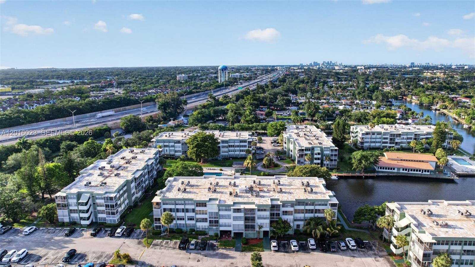 WATERGATE CONDOMINIUM NO - Residential