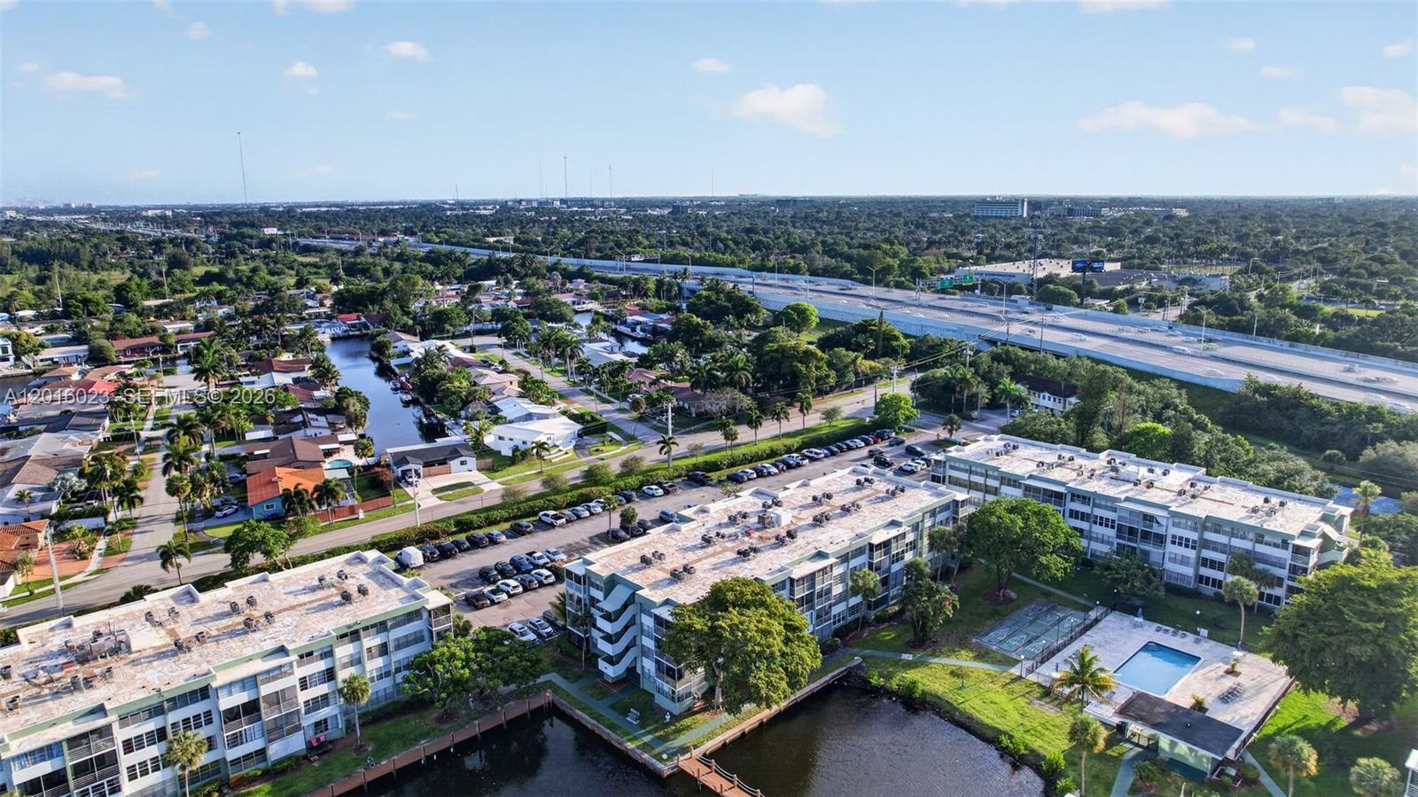 WATERGATE CONDOMINIUM NO - Residential