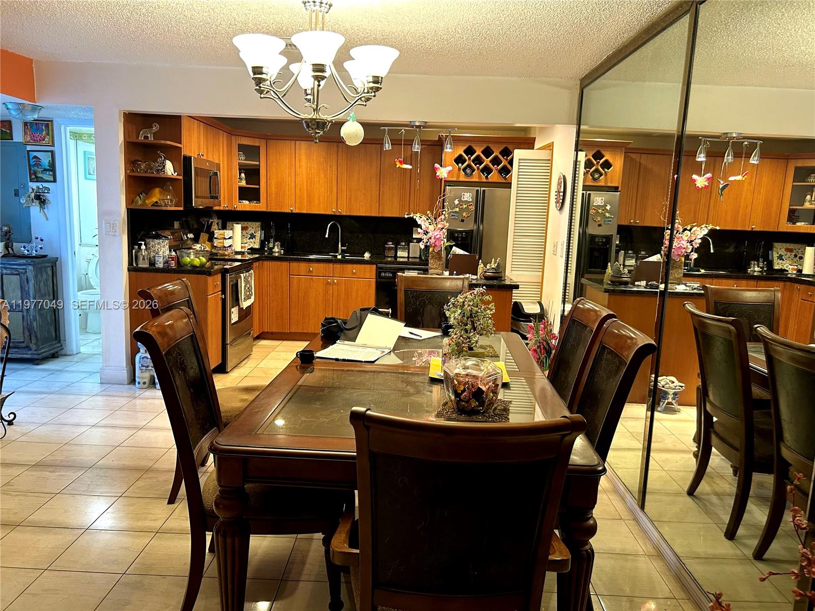 Karlan Townhouse - Residential