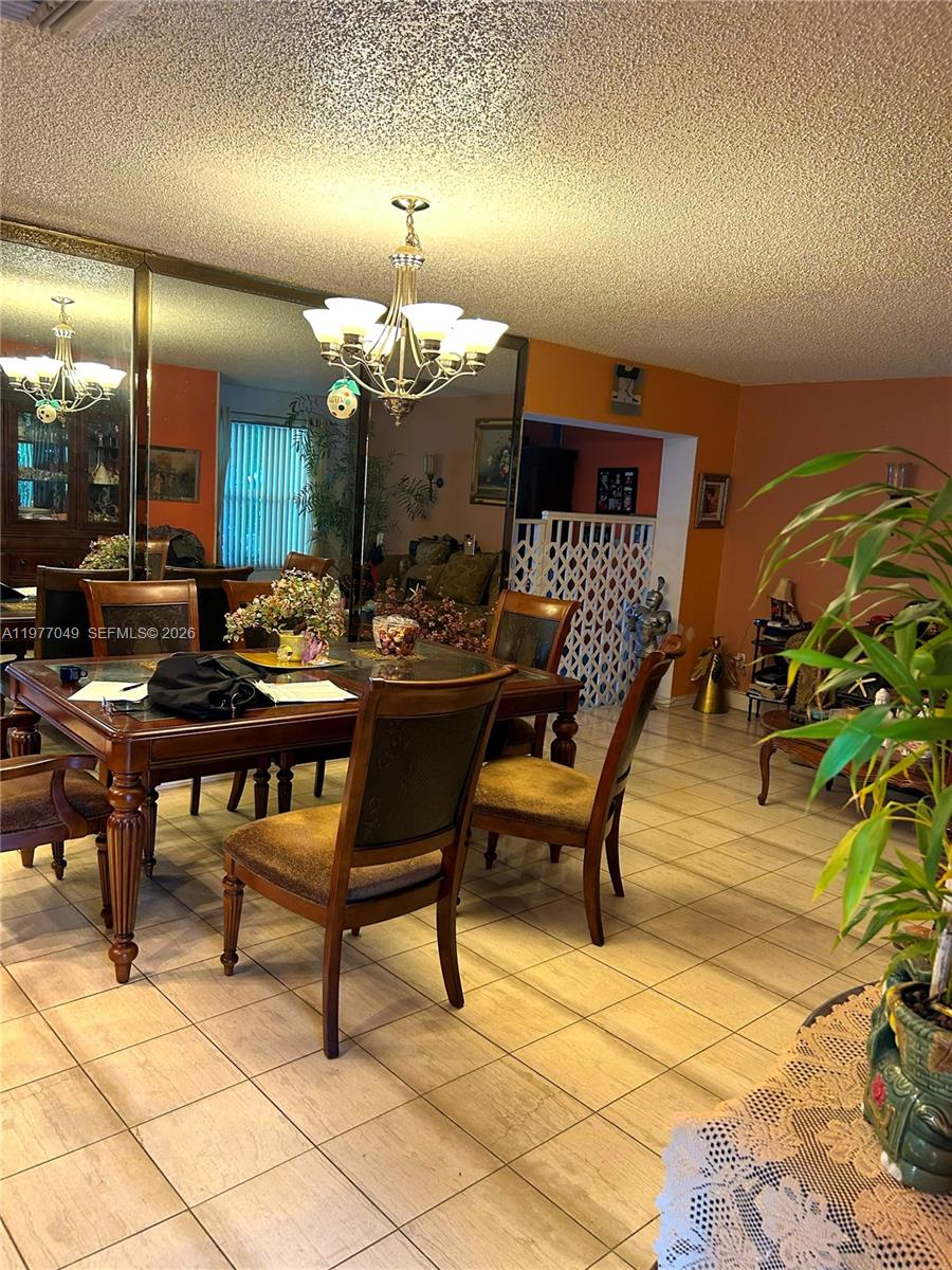 Karlan Townhouse - Residential