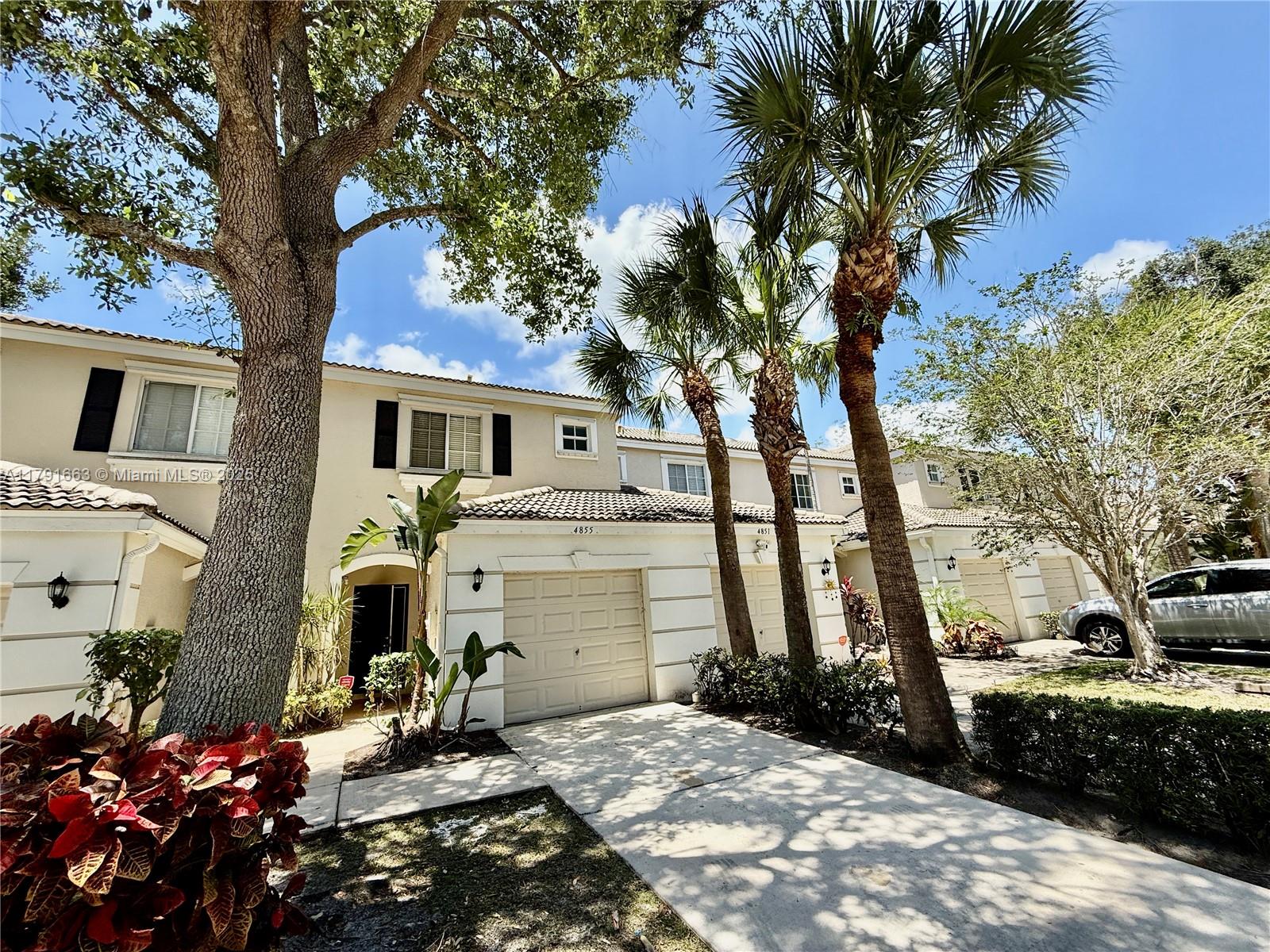 PALMBROOKE TOWNHOMES - Residential