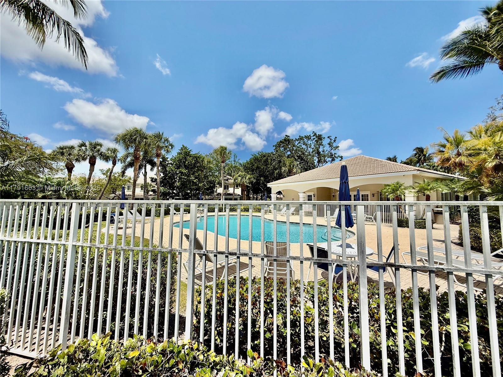 PALMBROOKE TOWNHOMES - Residential
