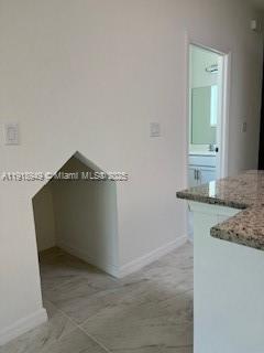 EMERALD ISLES - Residential Lease