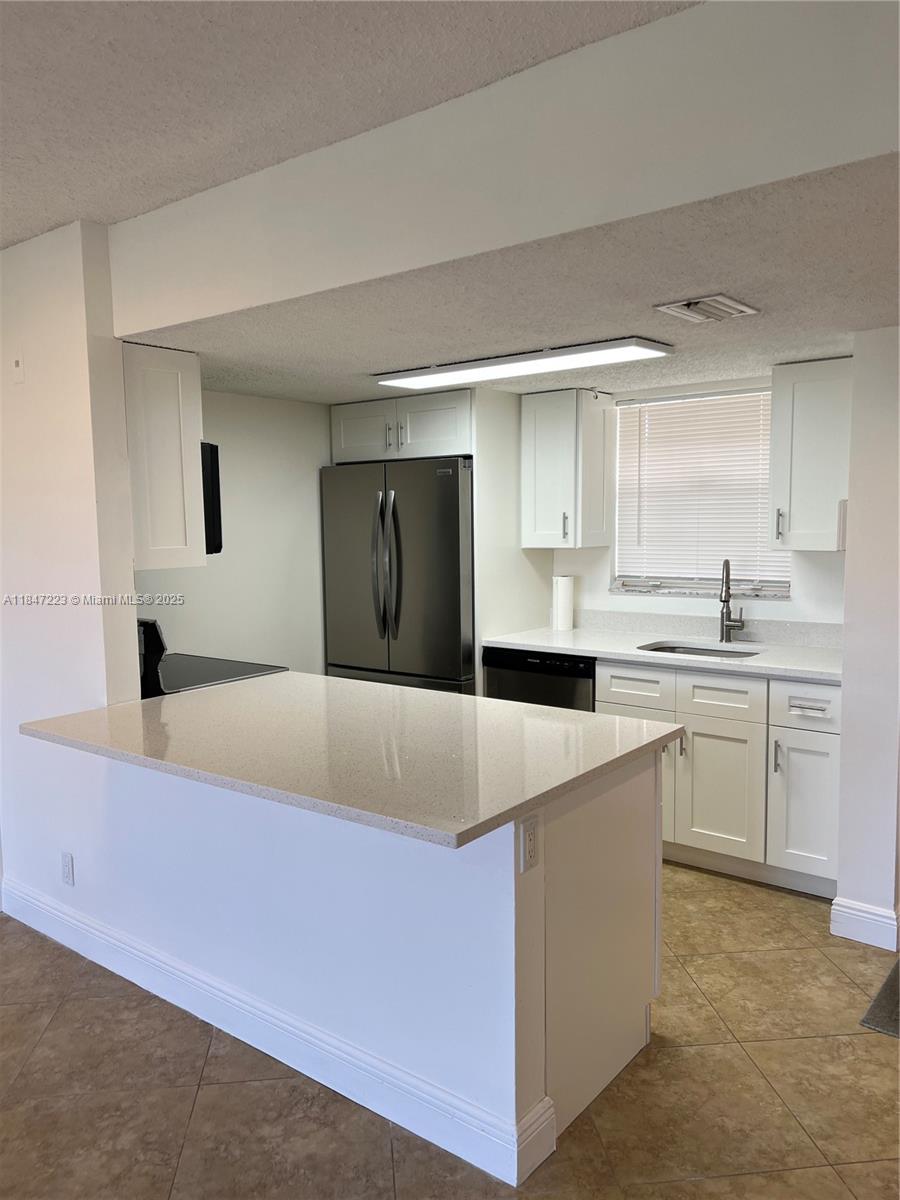 6292 La Costa Dr C, Boca Raton, FL, 33433/$217,400 1 6292 La Costa Dr C