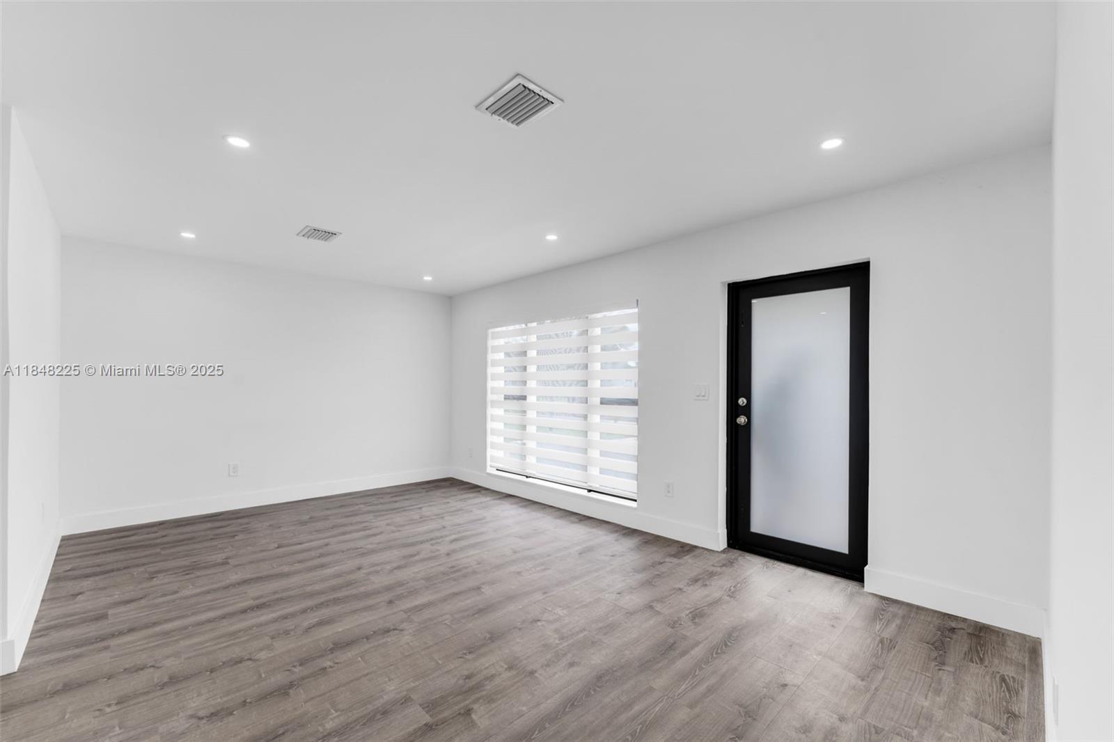 15404 SW 104th Ave, Miami, FL, 33157/$599,900 4 15404 SW 104th Ave