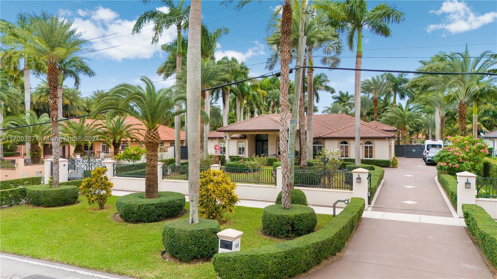 501 NW 132nd Ave