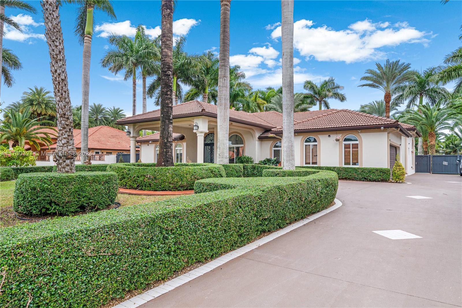 501 NW 132nd Ave