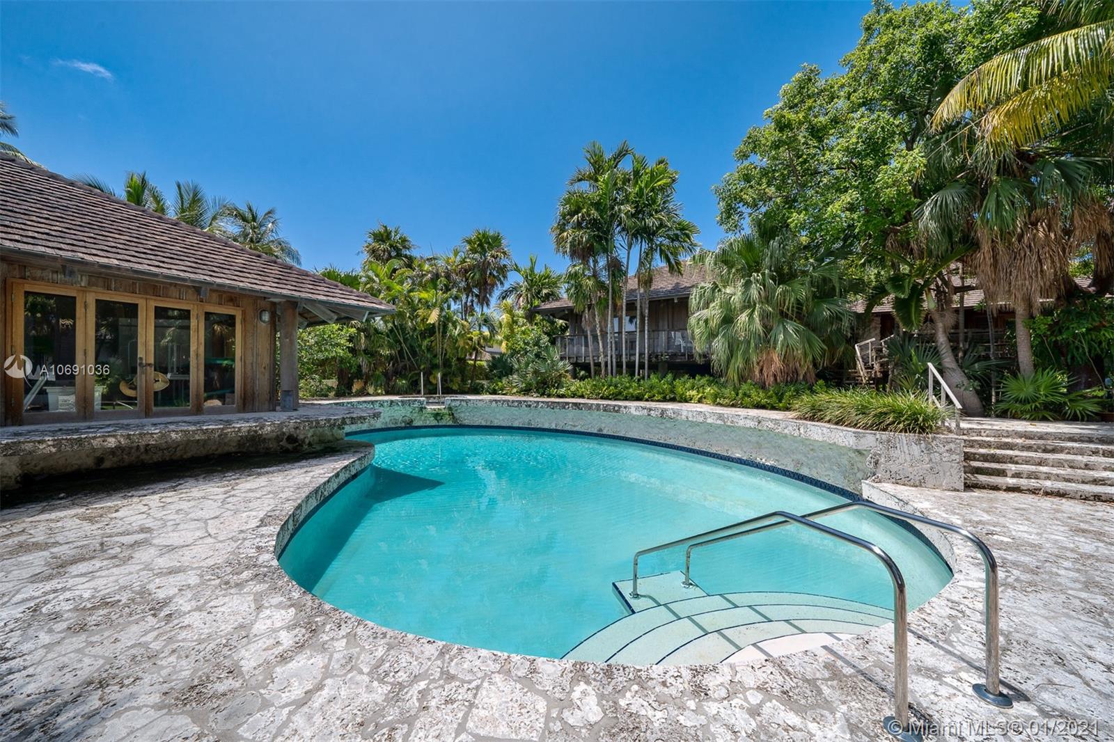 MASHTA ISLAND A REPLAT OF - Residential