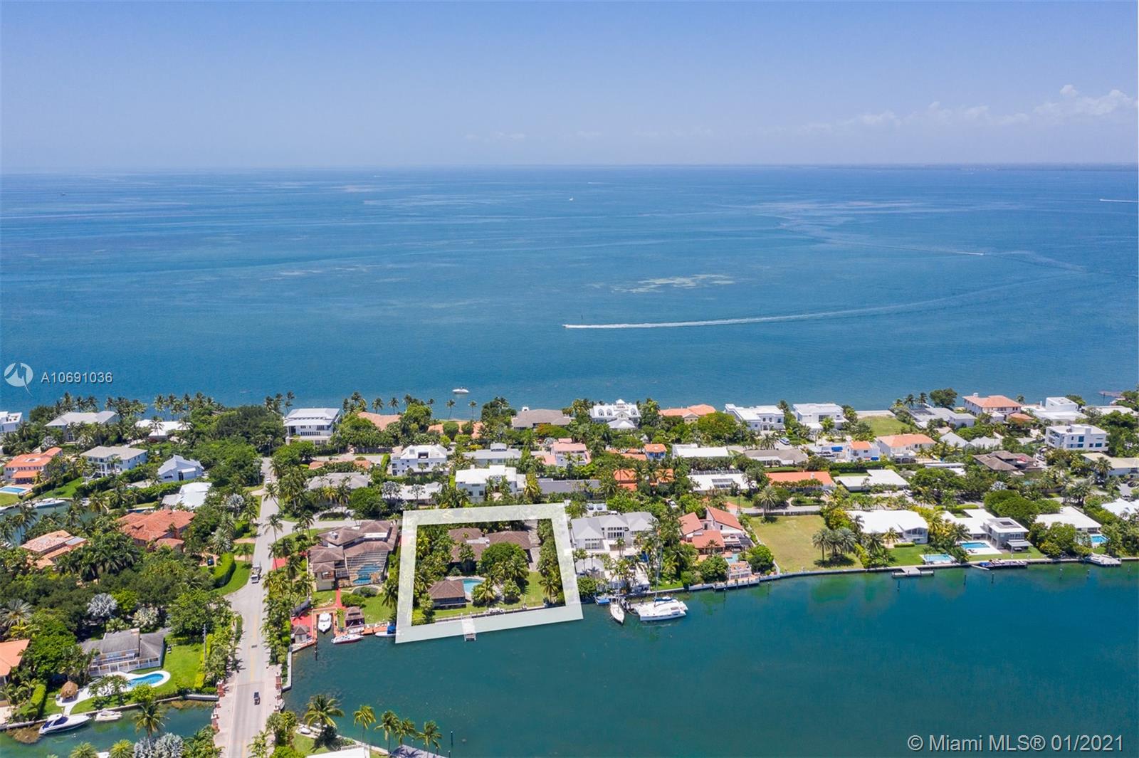 MASHTA ISLAND A REPLAT OF - Residential