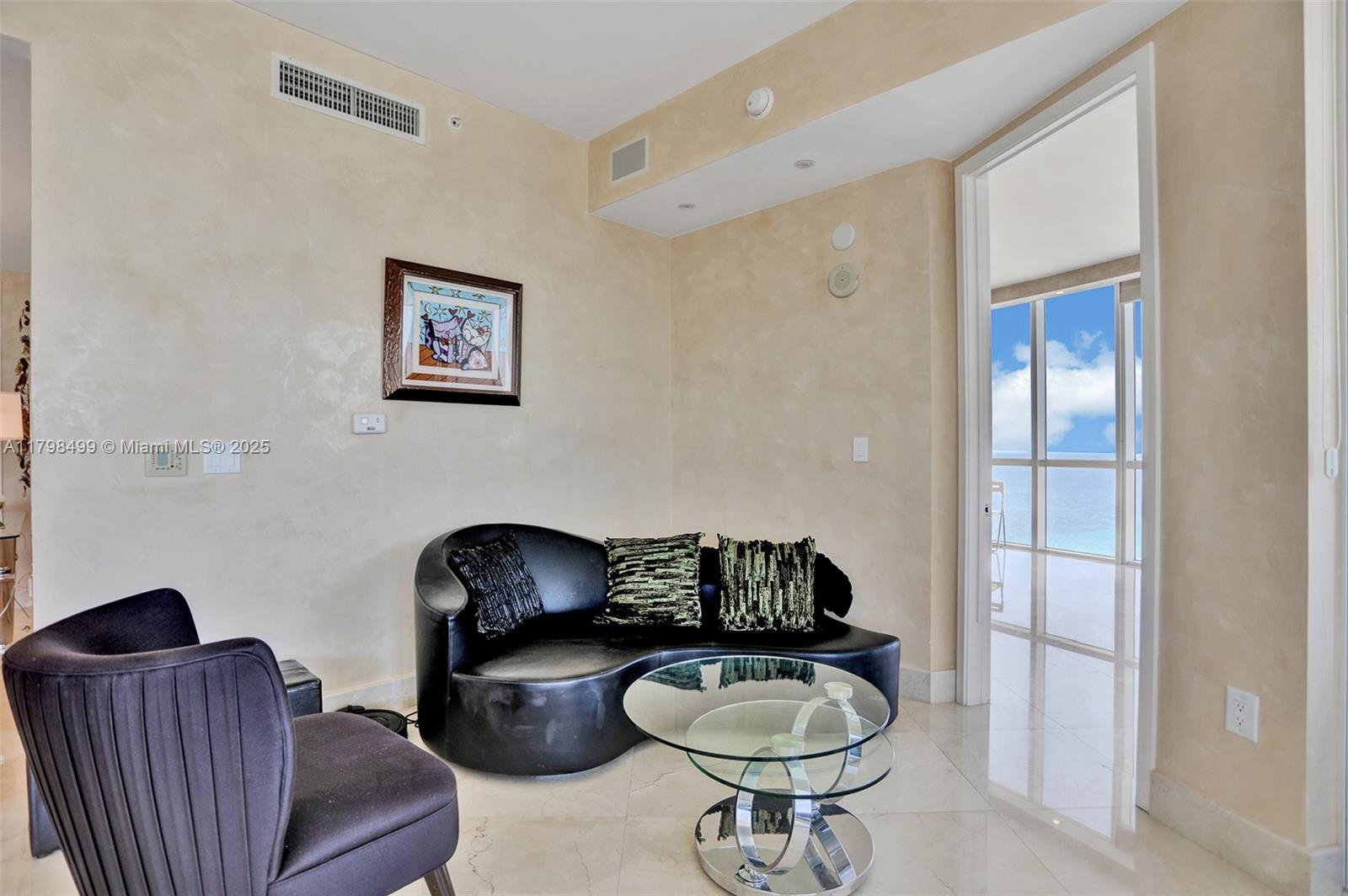 18101 Collins Ave 4501