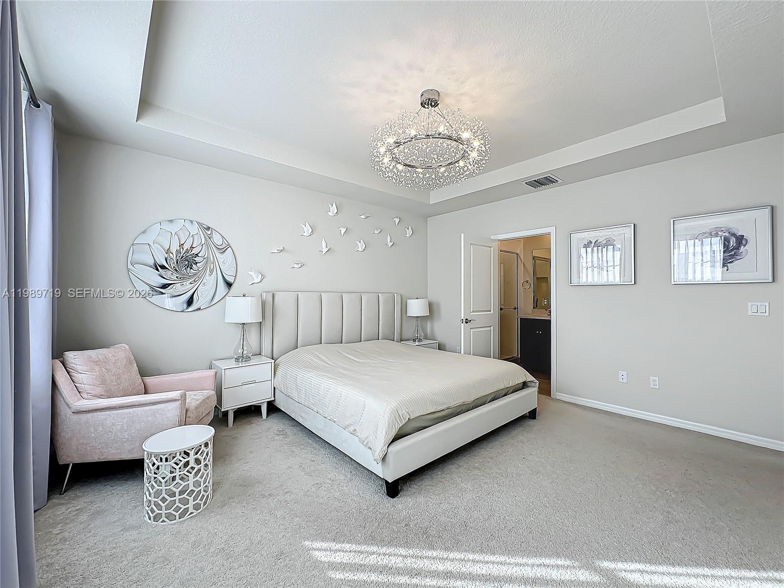 HILLCREST COUNTRY CLUB SO - Residential Lease