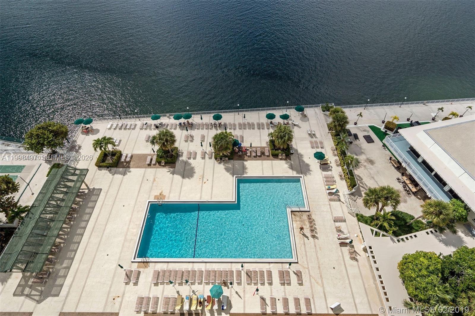 ARLEN HOUSE CONDO - Residential