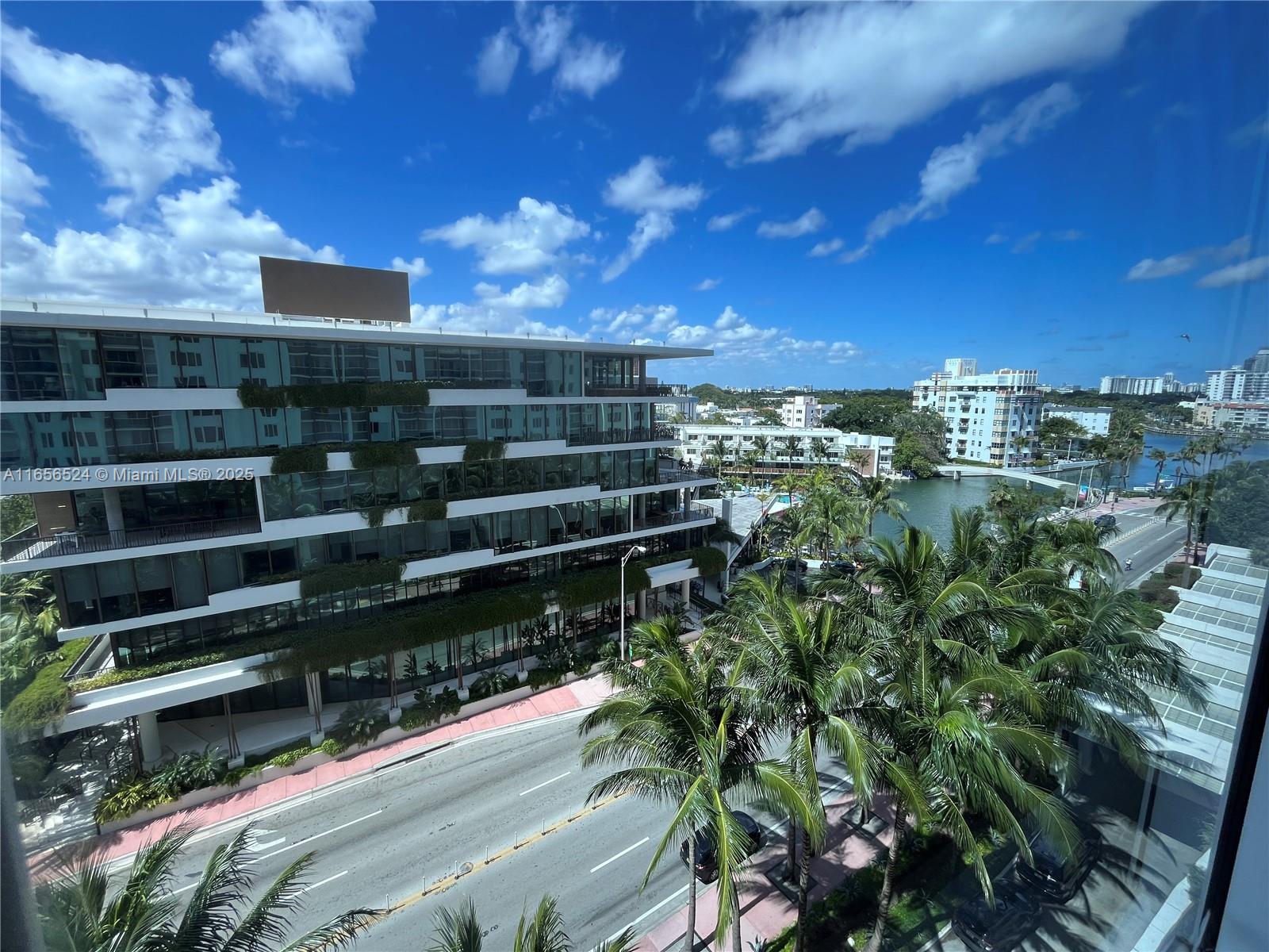 RONEY PALACE CONDO - Residential