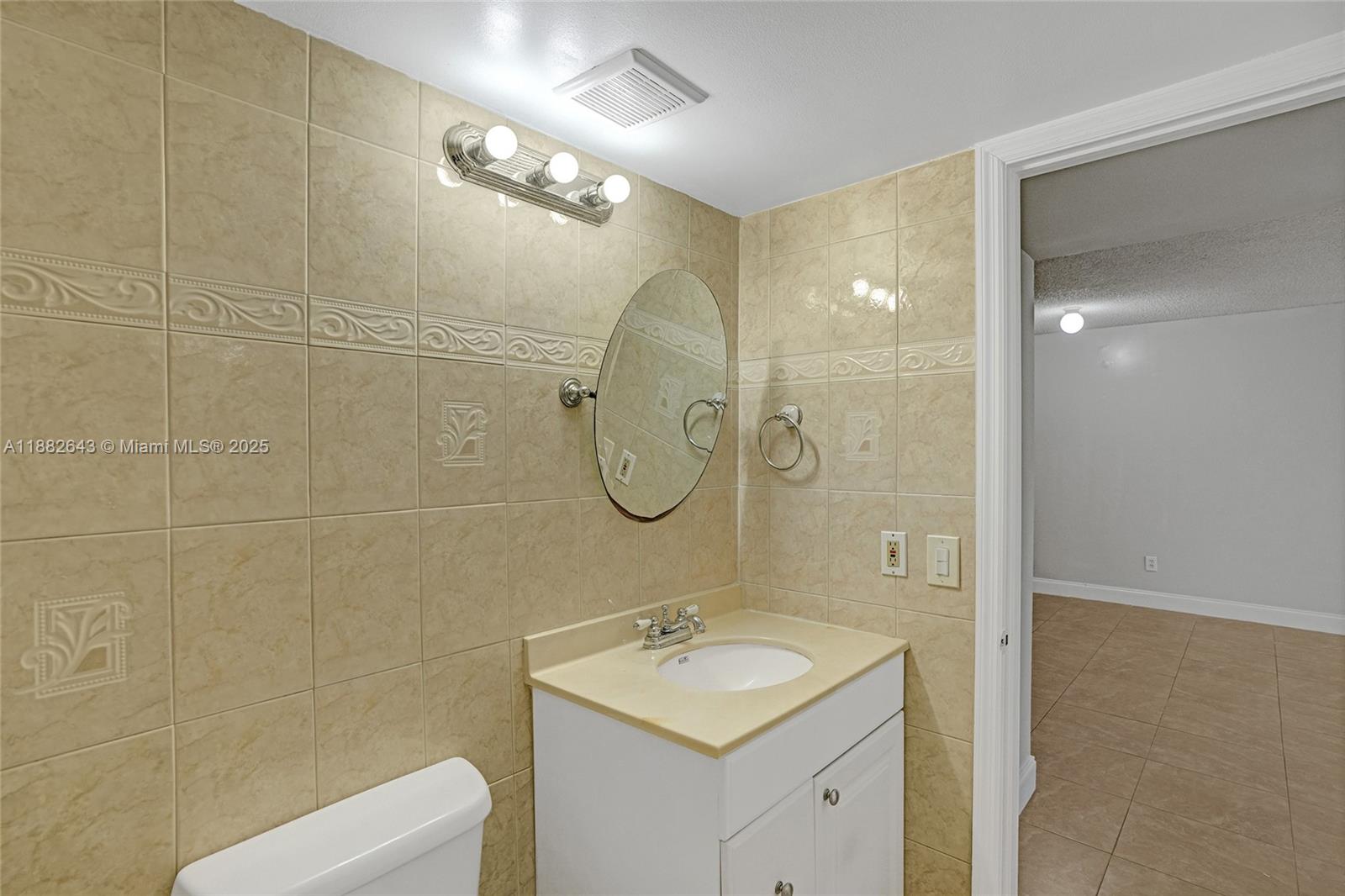MONTEREY VILLAGE-TWO COND - Residential Lease