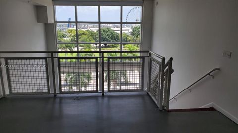 253 NE 2nd St 434 Miami FL 33132