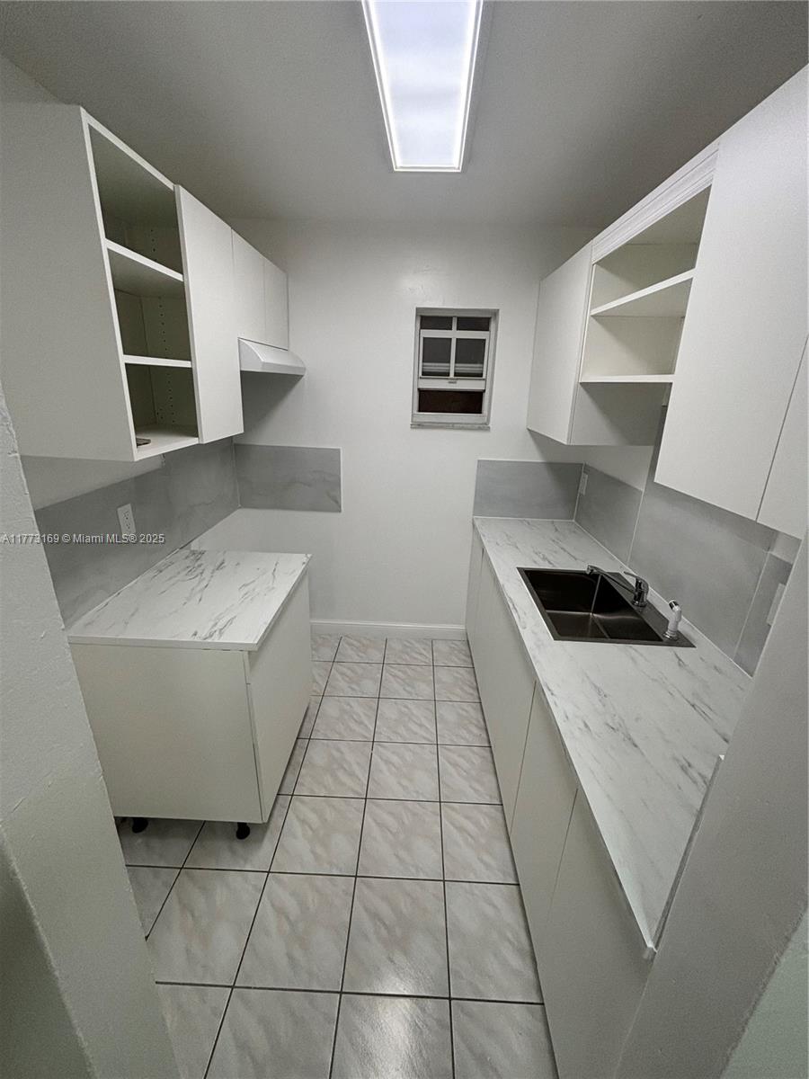 Rental Property at 7841 Johnson St 208, Pembroke Pines, Miami-Dade County, Florida - Bedrooms: 1 
Bathrooms: 1  - $1,560 MO.