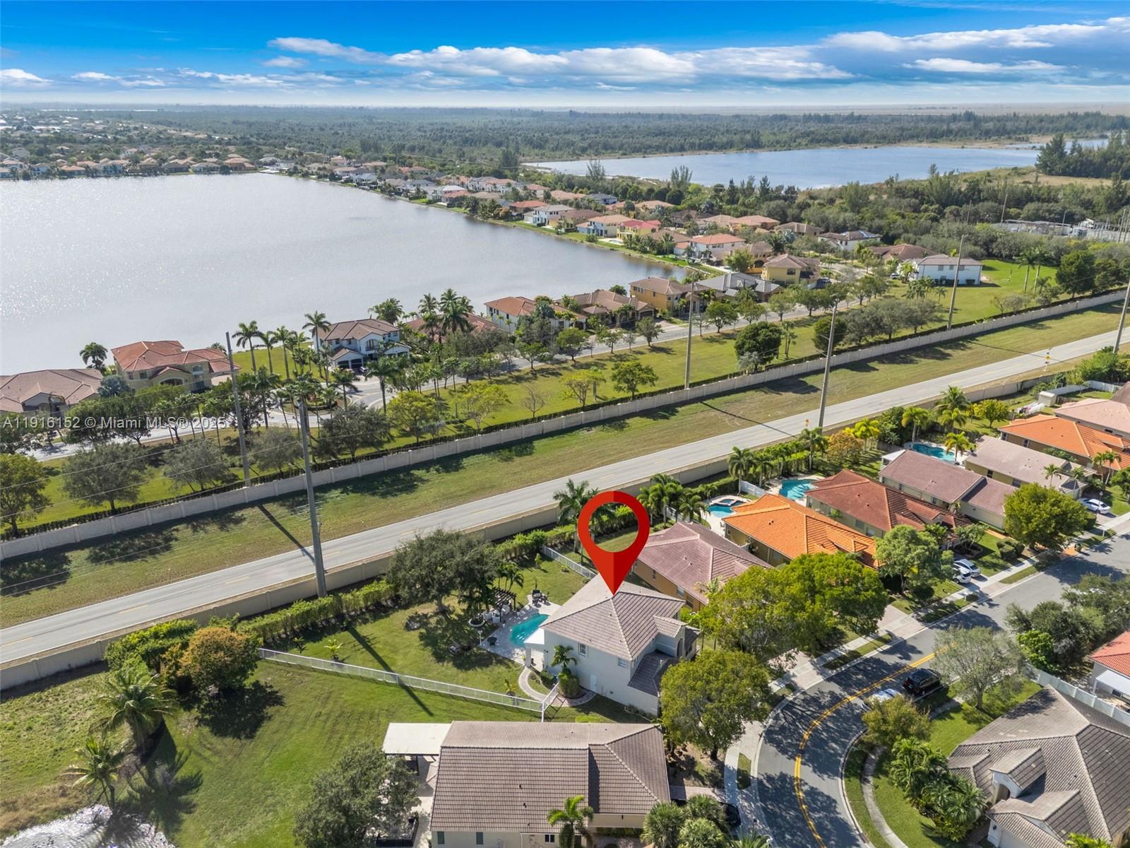 VULCAN MATERIALS COMPANY - Residential Lease