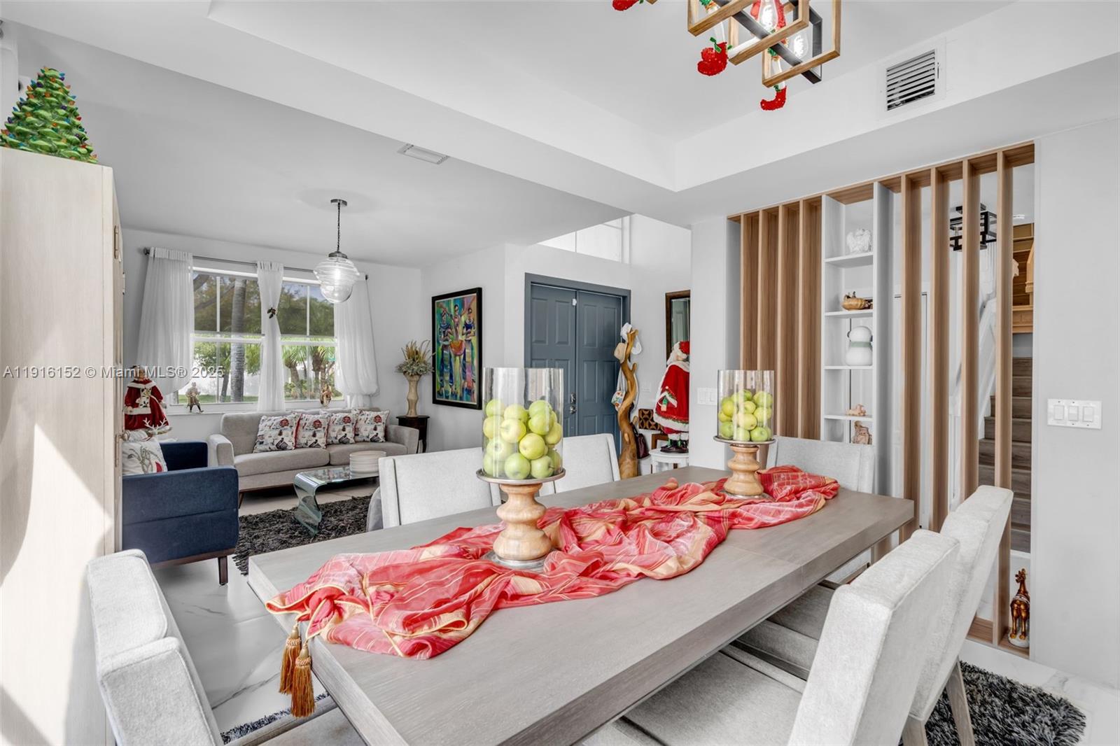 VULCAN MATERIALS COMPANY - Residential Lease