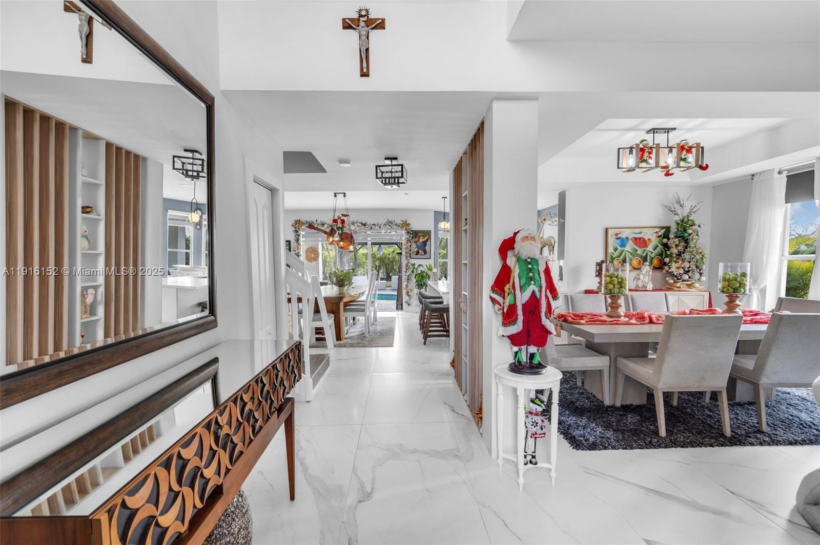 VULCAN MATERIALS COMPANY - Residential Lease