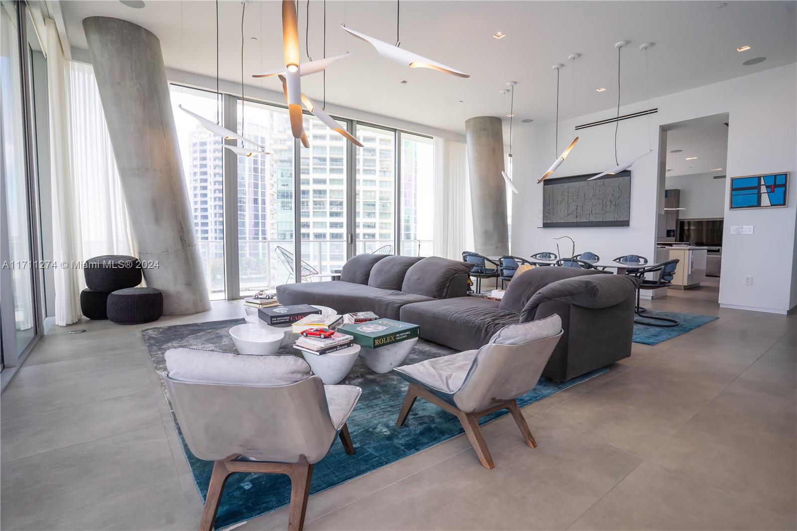 DINNER KEY - Residential