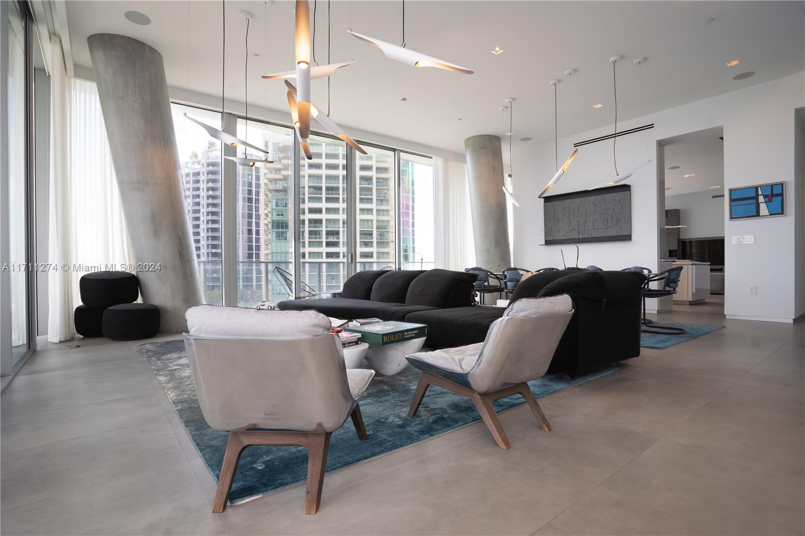 DINNER KEY - Residential