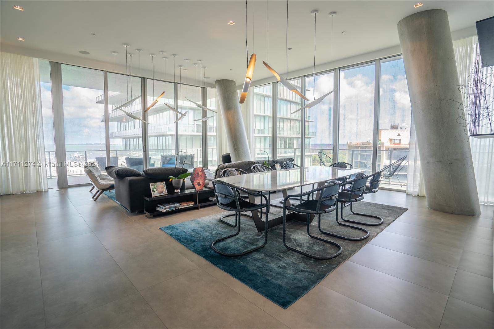 DINNER KEY - Residential